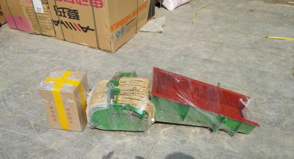 怎樣解決GZ電磁振動給料機(jī)銜鐵結(jié)構(gòu)焊口開縫故障？